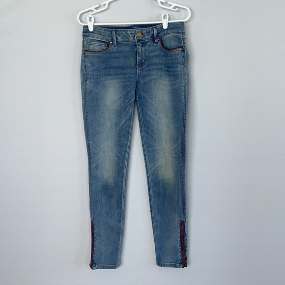 WHBM Red Leather Trim The Skimmer Size 2 - Picture 6 of 16